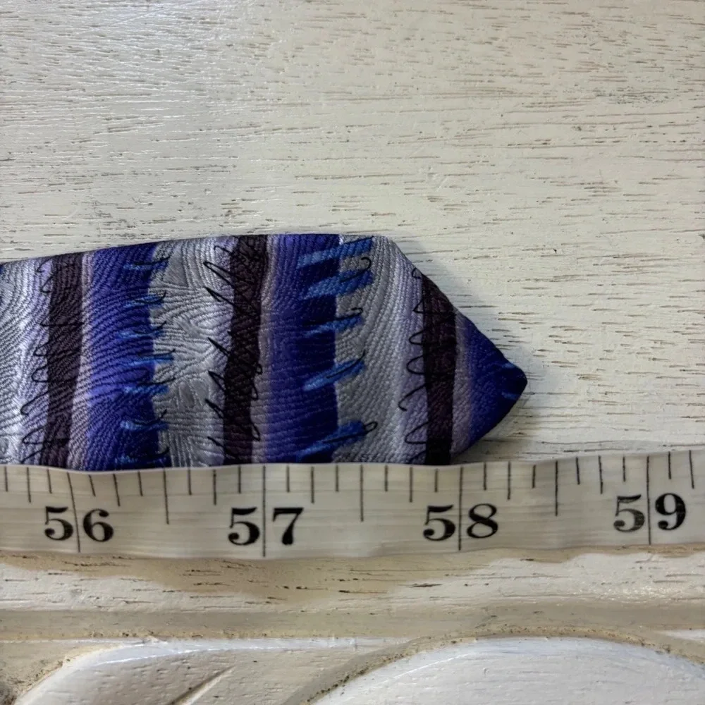 NWT Jerry Garcia Art Wear tie Silk‎ purple stripe